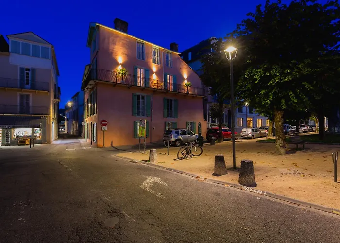 3 Pieces D'architecte 2 Terrasse Apartment Bagneres-de-Bigorre